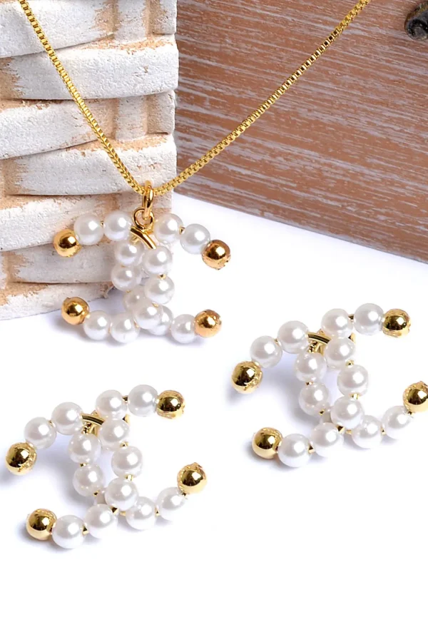 Conjunto Brinco e Colar Pérolas Channel Banhado A Ouro18k